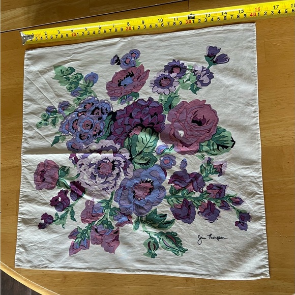 Jim Thompson Designer Silk Floral Handkerchief 16" x 16" Vtg - Picture 3 of 5